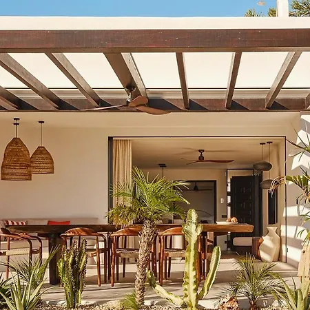 Med Tagterrasse I Med Havudsigt *